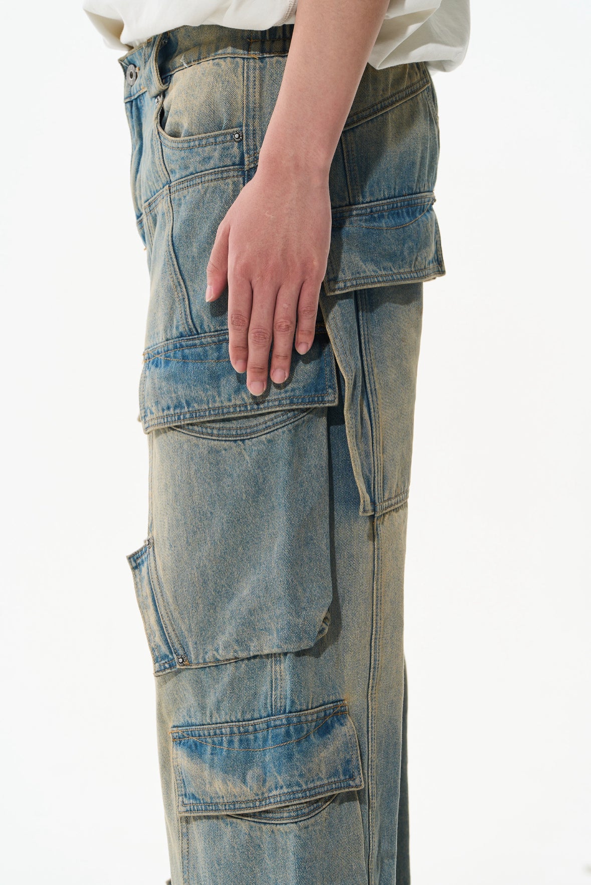 "BlindonPlan" - Washed Cargo Style Jeans